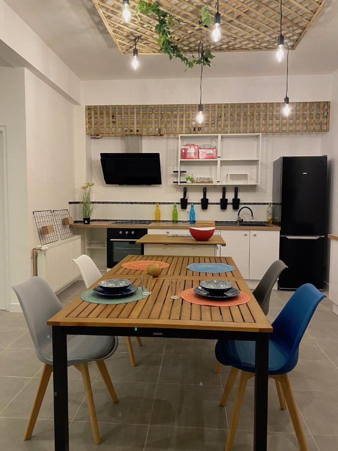 La Maison D'Angelique - Colocation Hoteliere A 150M Gare Tgv- Grande Cuisine Equipee & Salon - Fibre - Netflix Niort Exterior foto